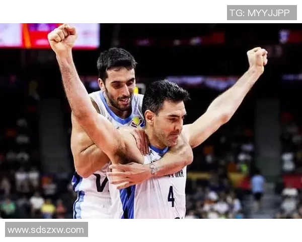 深圳篮球队与南京篮球队赛后复盘团队协作表现分析与启示